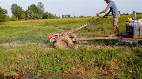 Tractor Stuck In Mud | Kubota tractors, Big tractors, Tractors