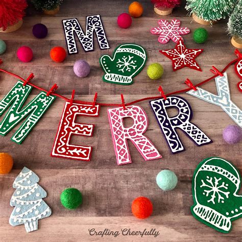 DIY Holiday Banner - with Felt and Fabric Paint! - Crafting Cheerfully