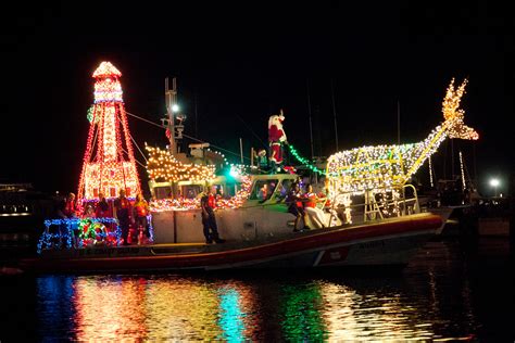 Schooner Wharf Annual Lighted Boat Parade - Key West Inns