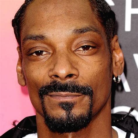 Snoop Dogg - Age, Birthday, Biography, Movies, Albums, Children & Facts ...