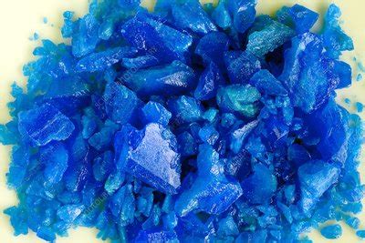 Hydrated copper sulphate crystals - Stock Image - C001/9285 - Science Photo Library