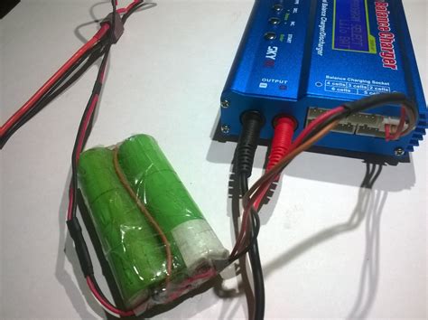 How to Recycle Old Laptop Battery : 7 Steps (with Pictures) - Instructables