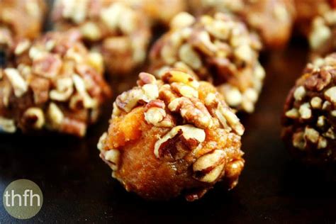 Clean Eating Vegan Sweet Potato and Pecan Balls | The Healthy Family and Home