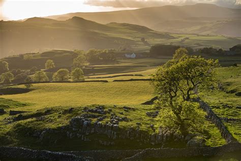 A Dales for all Seasons - Yorkshire Dales National Park : Yorkshire Dales National Park