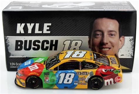 2019 Kyle Busch #18 M&M's NASCAR 1/24 Diecast