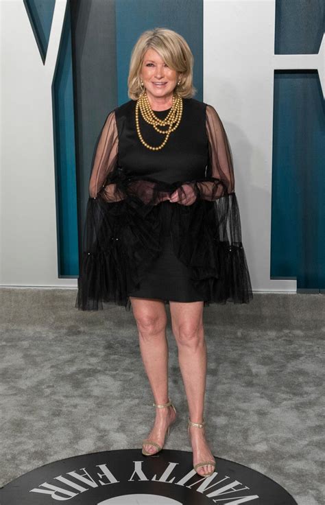 Martha Stewart Admits She Doesn't 'Want To Look Her Age At All' - 247 ...