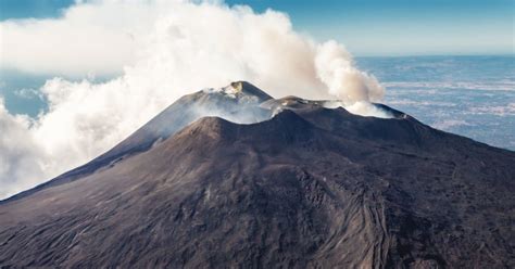 Thrilling activities around Mount Etna | Manawa