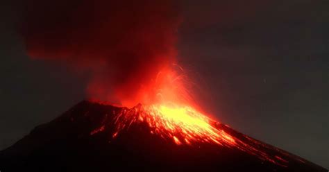 What is a Vulcanian eruption? Is it similar to that of Popocatépetl ...