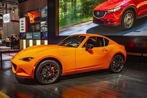 2019 Mazda MX-5 Miata 30th Anniversary Edition | Top Speed