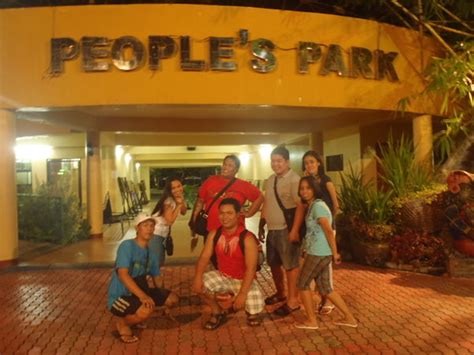 We Put Pictures Into Reality: Enjoying Davao City Nightlife - People's Park