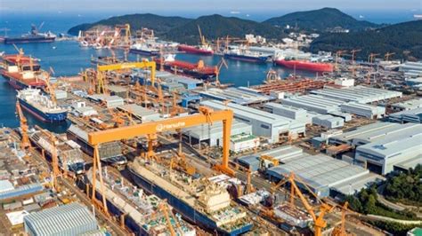 Fatal Accident Causes Hanwha Ocean to Suspend Production