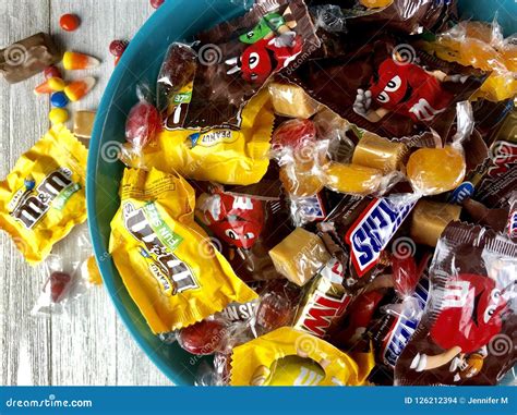 1,983 Halloween Candy Bowl Stock Photos - Free & Royalty-Free Stock Photos from Dreamstime