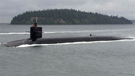 U.S. Nuclear-Capable Sub Visits South Korea - The New York Times