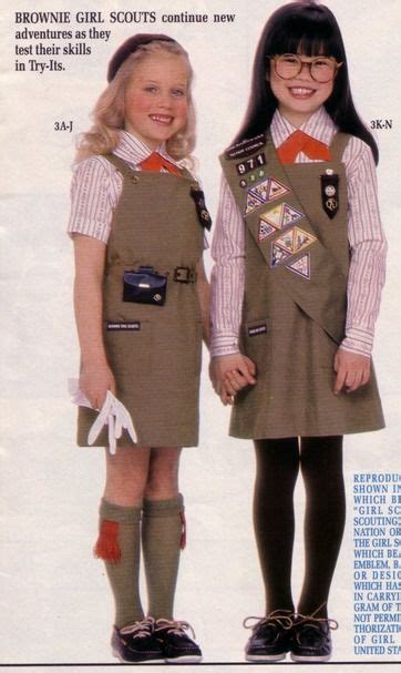 Brownie, 1986-1993 (GSB-8) | Girl scout brownie uniform, Girl scout ...