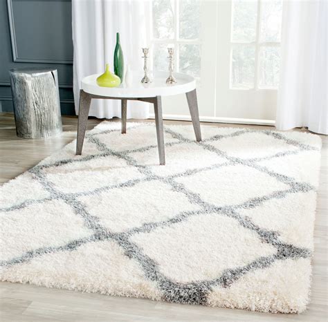 Grey & White Shag | Montreal Trellis Shag Rug - Safavieh