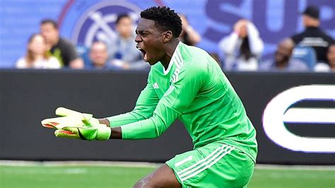 NYCFC loses goalkeeper Sean Johnson to Toronto - Newsday