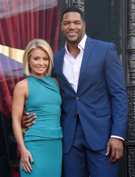 Kelly Ripa and Michael Strahan Win Daytime Emmy for Live! | TIME