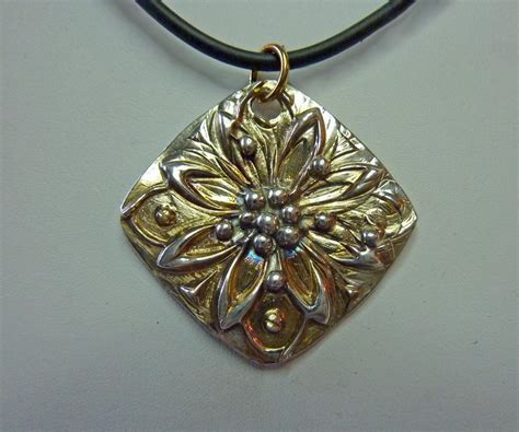 Discover Precious Metal Clay - Jewelry Artist Carrie Story Offering Classes at #TucsonGemShow ...