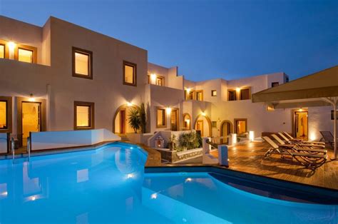 Suites Patmos Luxury Hotels - Petra Hotel & Suites in Patmos Patmos Greece, Greece Hotels, Small ...