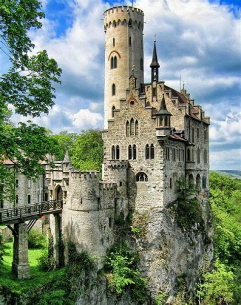 Pin by Chris Lowe on Fascinating Castles | Beautiful castles, Places to ...