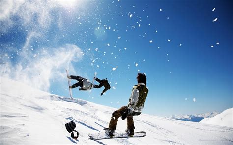 low driver: Snowboarding wallpaper