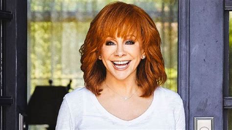 Reba McEntire announces Not That Fancy book - The Music Universe