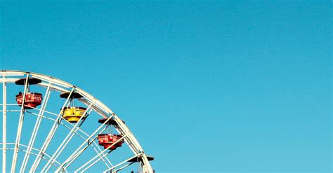 White Ferris Wheel · Free Stock Photo