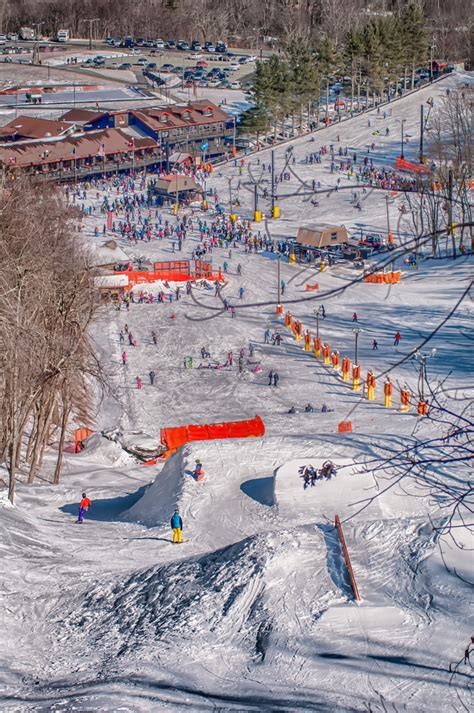 5 Best North Carolina Ski Resorts (Snow Tubing + Skiing!) - Southern ...