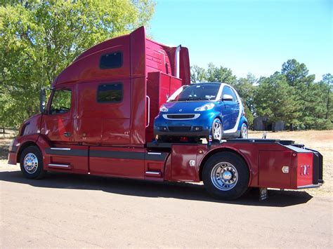 Volvo Smart Car RV hauler | Trucks, Volvo, Volvo trucks