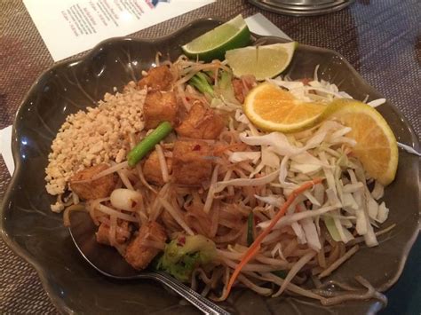 Sawasdee Thai Cuisine - San Antonio Texas Restaurant - HappyCow