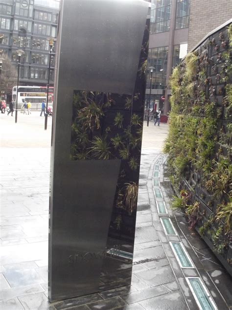 Living Wall - Snowhill - sign - reflection | Snowhill sign n… | Flickr