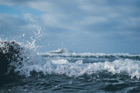 Photography Of Sea Waves · Free Stock Photo