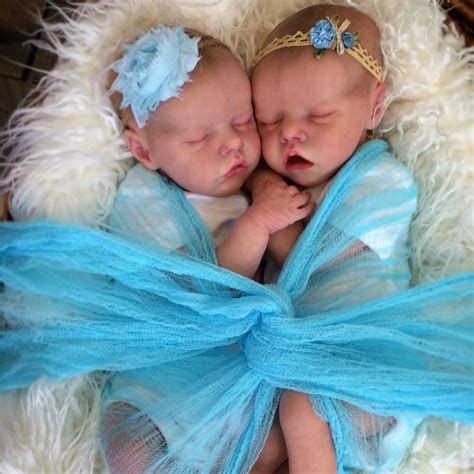 17" Real Lifelike Twins Sister Amy and May Reborn Baby Doll Girls