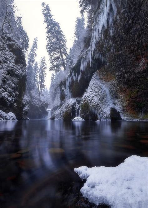 Columbia River Gorge, Oregon, USA | Winter scenery, Scenery, Landscape ...