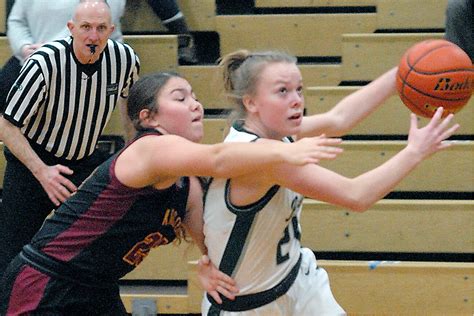 GIRLS BASKETBALL: Port Angeles girls remain unbeaten in league ...