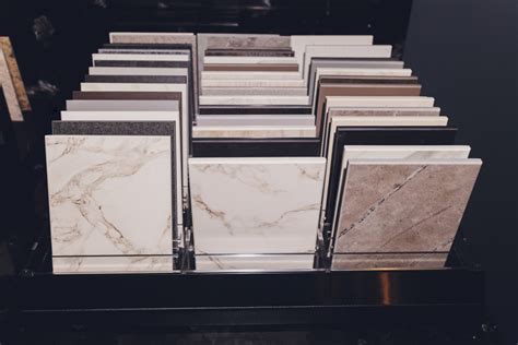 Choosing Kitchen Countertops: Solid Surface vs. Quartz | R&D Marble, Inc.