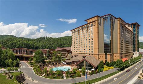 Indian Gaming > Eastern Cherokees see gaming per capita payment of $5595