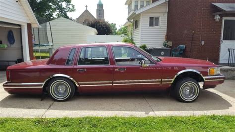 Lincoln Town Car Lowrider CLEAN Classic Lincoln Town Car 55272 | Hot Sex Picture