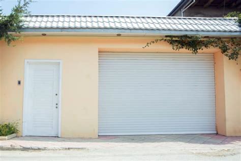 How To Insulate Roll-Up Garage Doors | HandyHabits