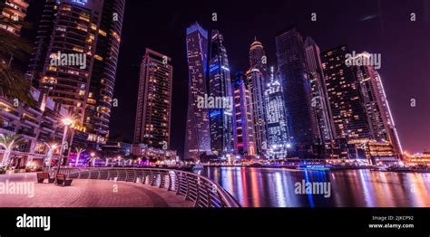 A night view of Dubai's skyscrapers Stock Photo - Alamy