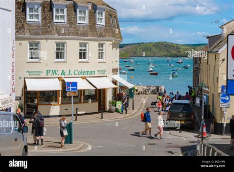 Town of salcombe hi-res stock photography and images - Alamy