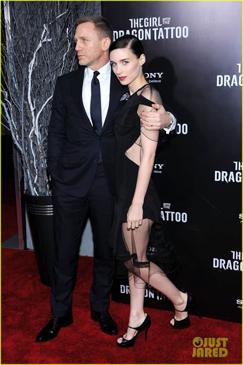 Daniel Craig & Rooney Mara Premiere 'Dragon Tattoo' in NYC: Photo ...