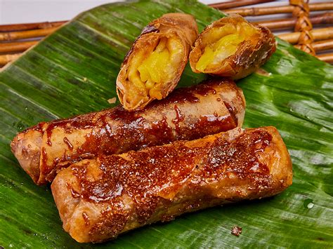 The 10 Best Accidentally Vegan Filipino Street Food Dishes