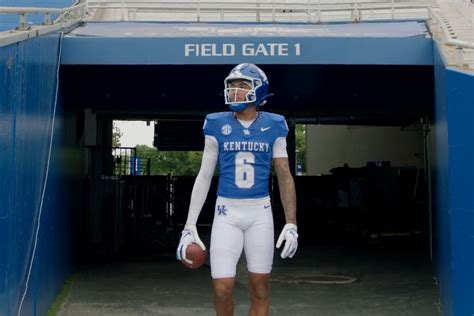 Kentucky Wildcats Football debuts new uniforms for 2023 CFB season - A ...