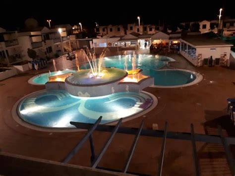 Atlantis Las Lomas - UPDATED 2018 Hotel Reviews & Price Comparison (Lanzarote/Puerto Del Carmen ...