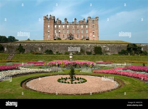 Drumlanrig Castle and gardens Scotland Stock Photo - Alamy