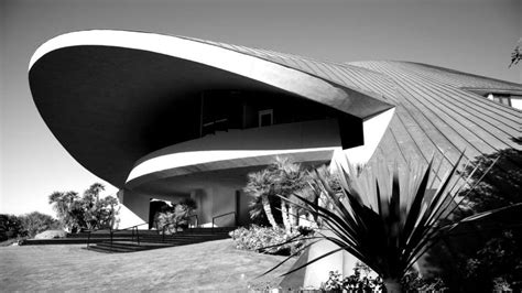 Peek Inside Bob Hope's Iconic John Lautner–Designed Palm Springs Estate ...