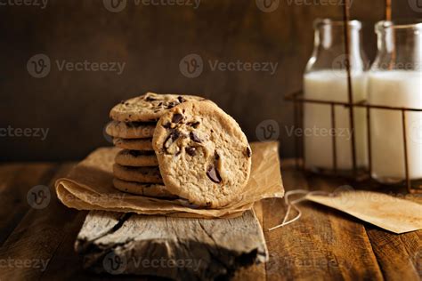 Homemade chocolate chip cookies with milk 15759990 Stock Photo at Vecteezy