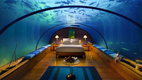 Dubai Underwater | Underwater hotel room, Underwater bedroom ...