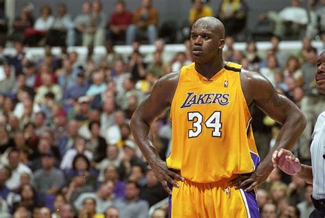 Shaquille O'Neal Remembers How He Spent an Entire Lakers Paycheck in a ...